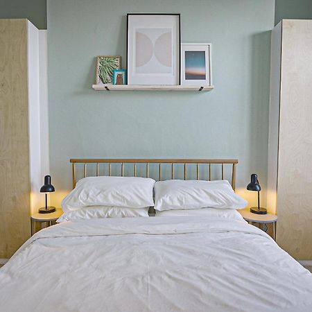 Burlington Mansions - Stunning Coastal Apartment Борнмут Экстерьер фото